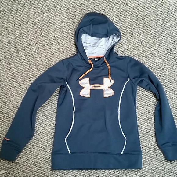 Under Armour Tops - Under armour hoodie